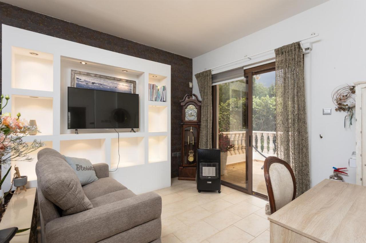Villa Beach Heaven โพมอส ภายนอก รูปภาพ