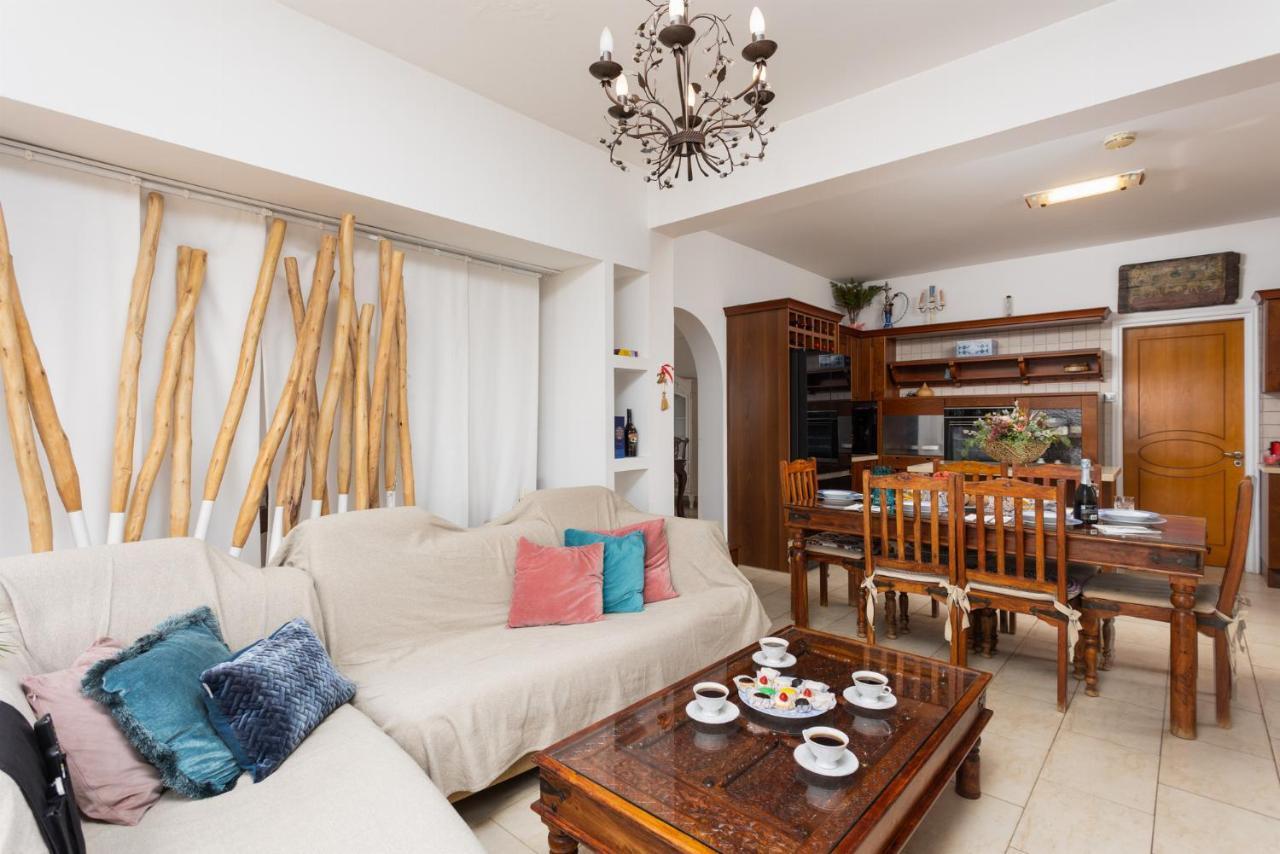 Villa Beach Heaven โพมอส ภายนอก รูปภาพ
