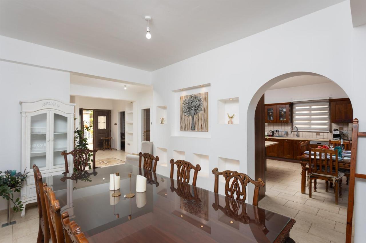 Villa Beach Heaven โพมอส ภายนอก รูปภาพ