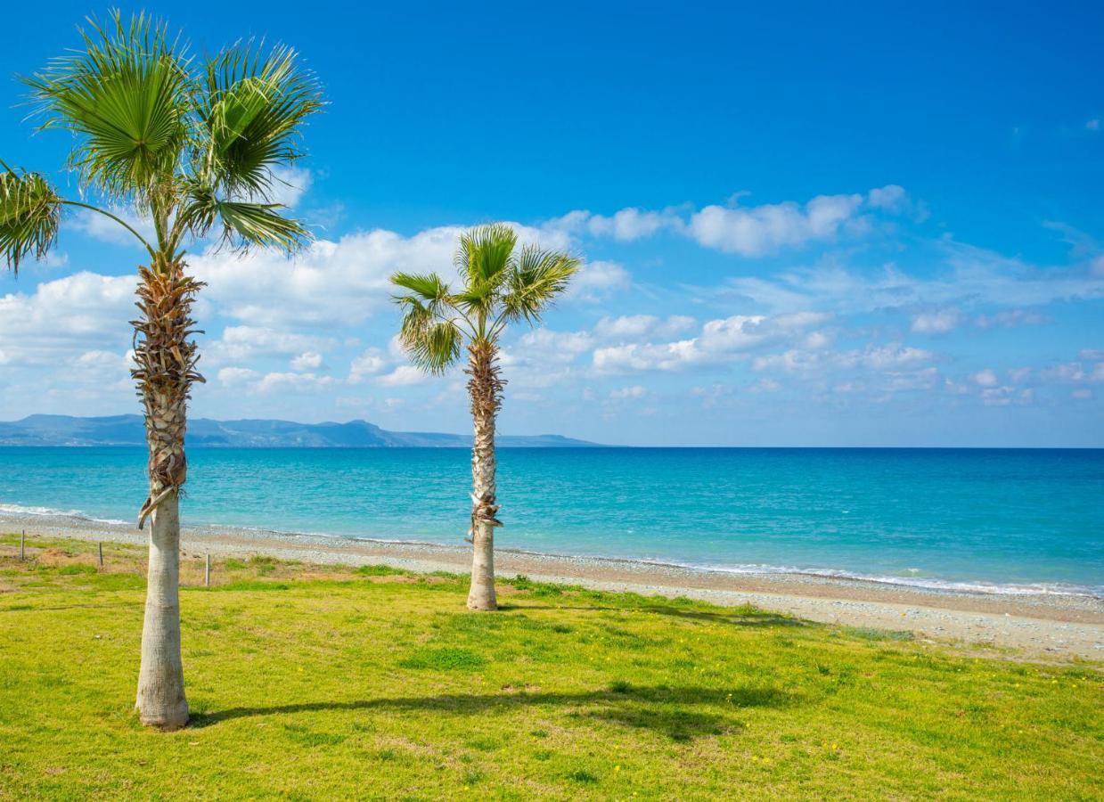 Villa Beach Heaven โพมอส ภายนอก รูปภาพ