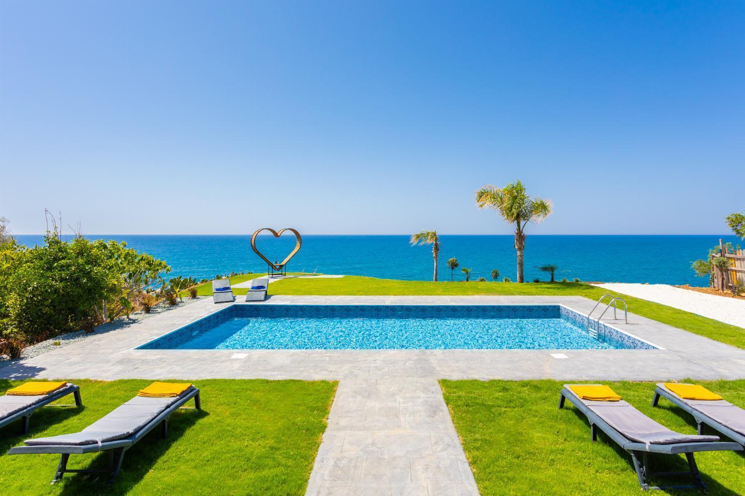Villa Beach Heaven โพมอส ภายนอก รูปภาพ