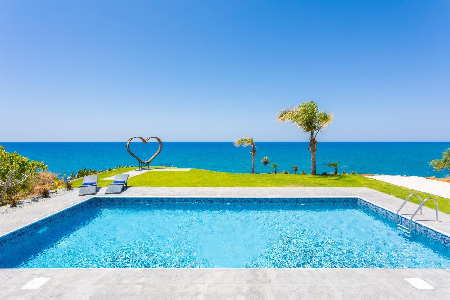Villa Beach Heaven โพมอส ภายนอก รูปภาพ