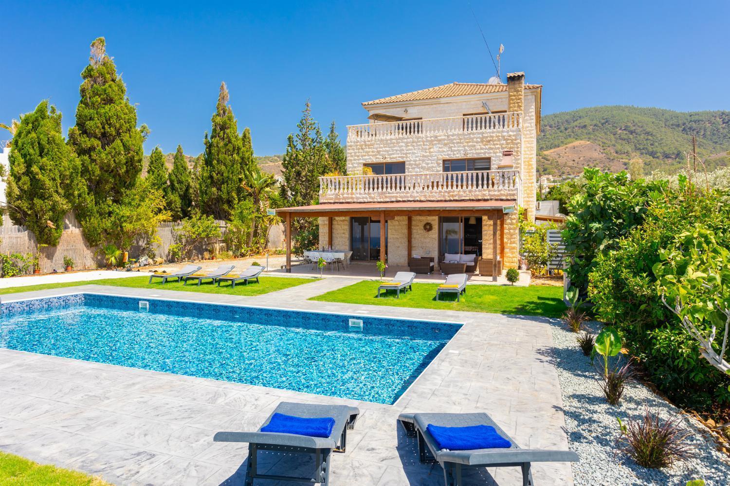 Villa Beach Heaven โพมอส ภายนอก รูปภาพ