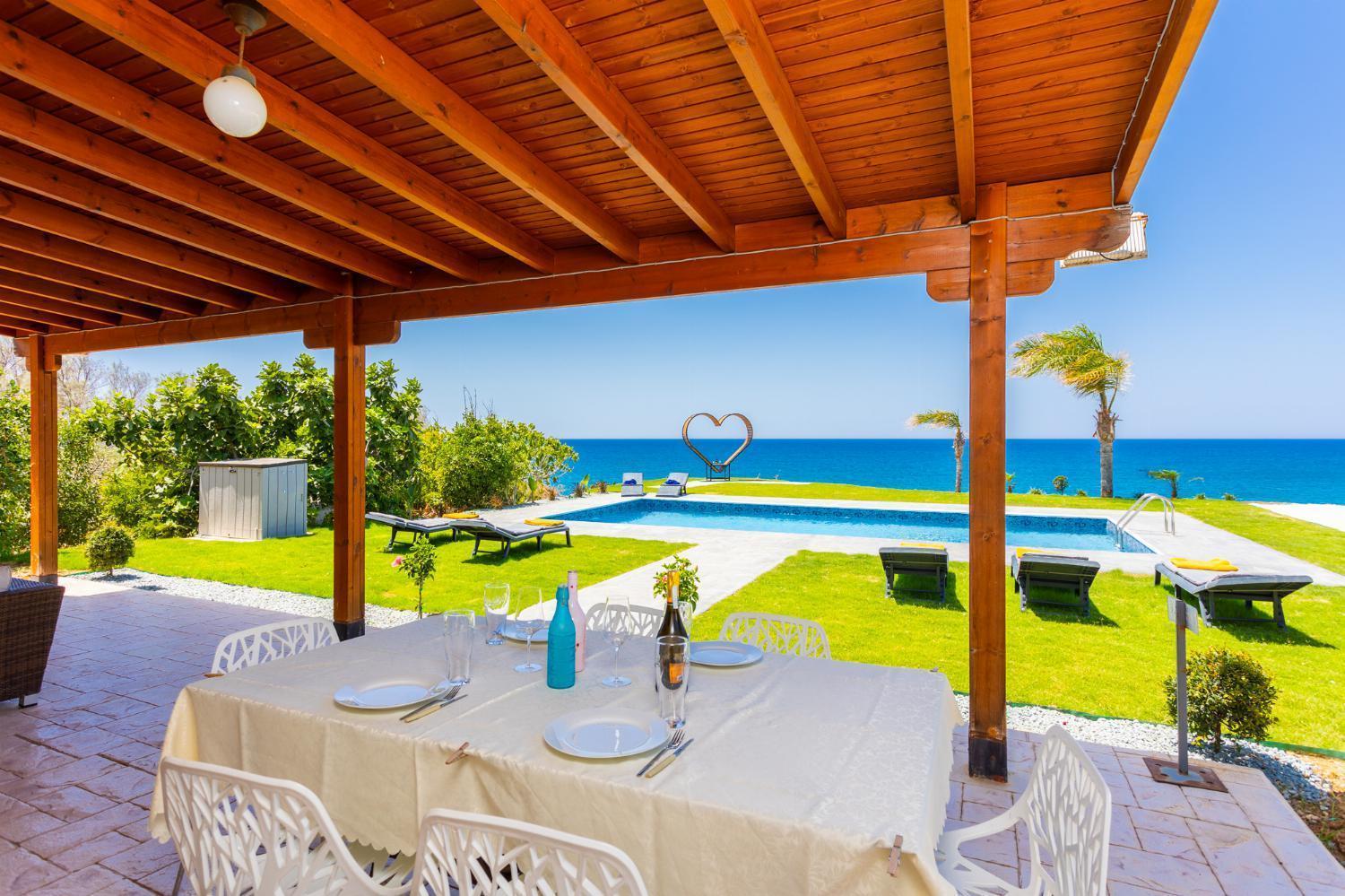 Villa Beach Heaven โพมอส ภายนอก รูปภาพ